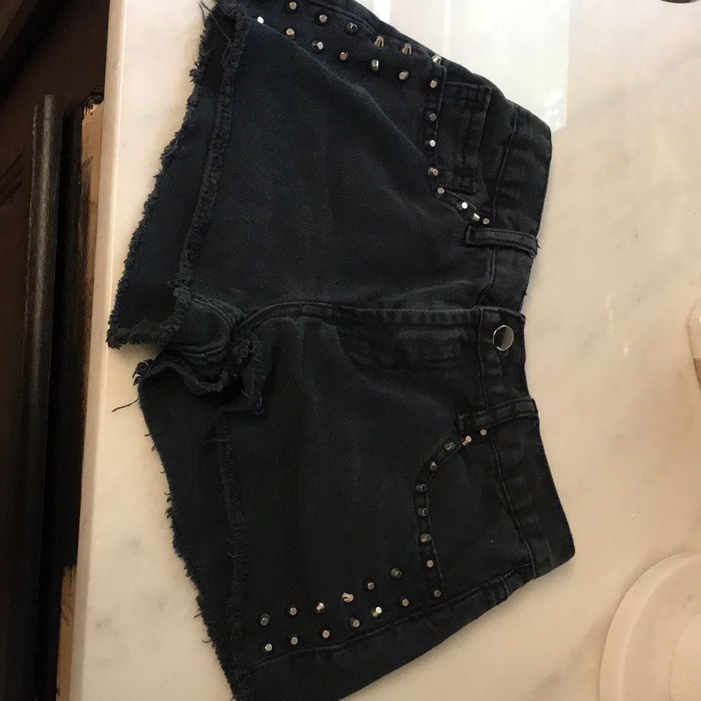 Forever 21 cute studded a bit faded look jean shorts size 24 color black
